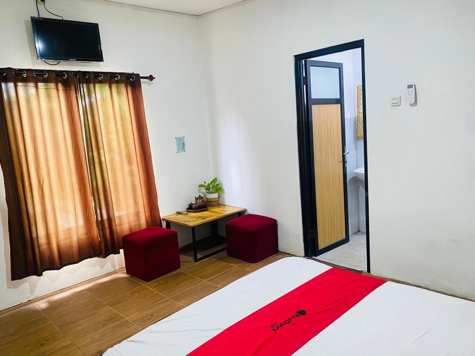 Reddoorz Syariah Near Wisata Durensewu Pandaan Jetak Bagian luar foto