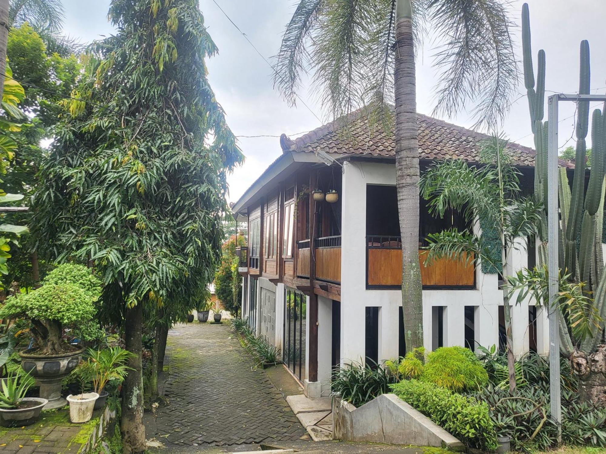 Reddoorz Syariah Near Wisata Durensewu Pandaan Jetak Bagian luar foto