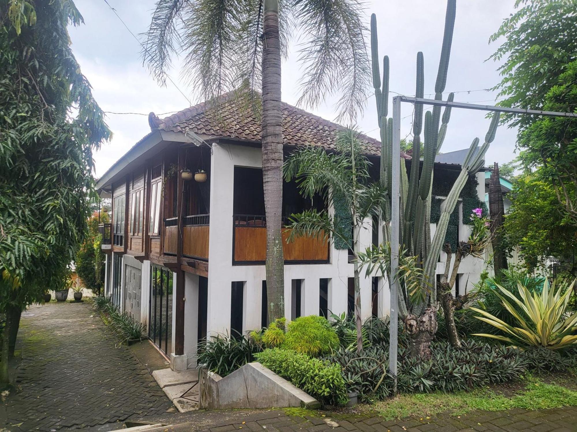 Reddoorz Syariah Near Wisata Durensewu Pandaan Jetak Bagian luar foto