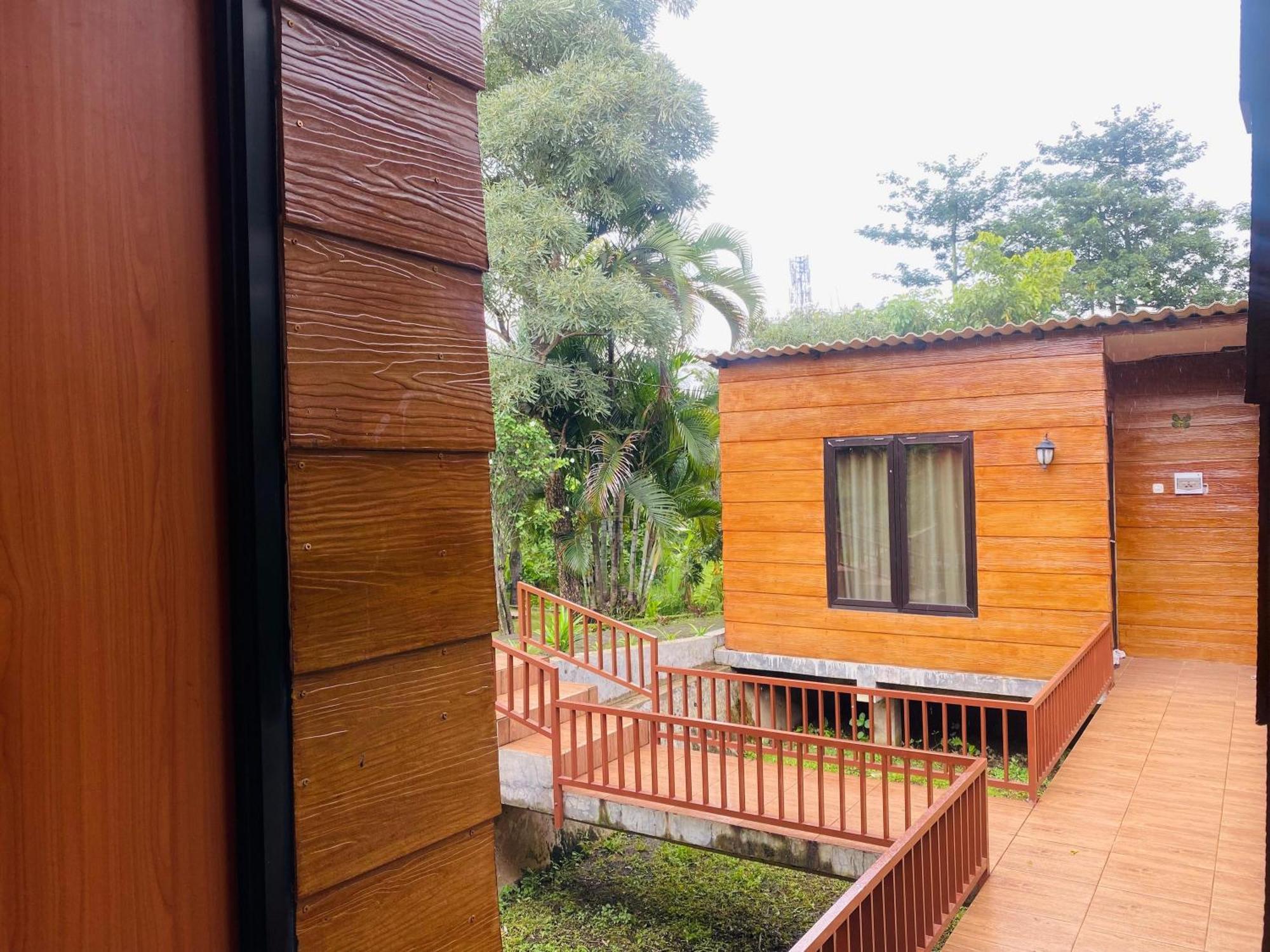 Reddoorz Syariah Near Wisata Durensewu Pandaan Jetak Bagian luar foto